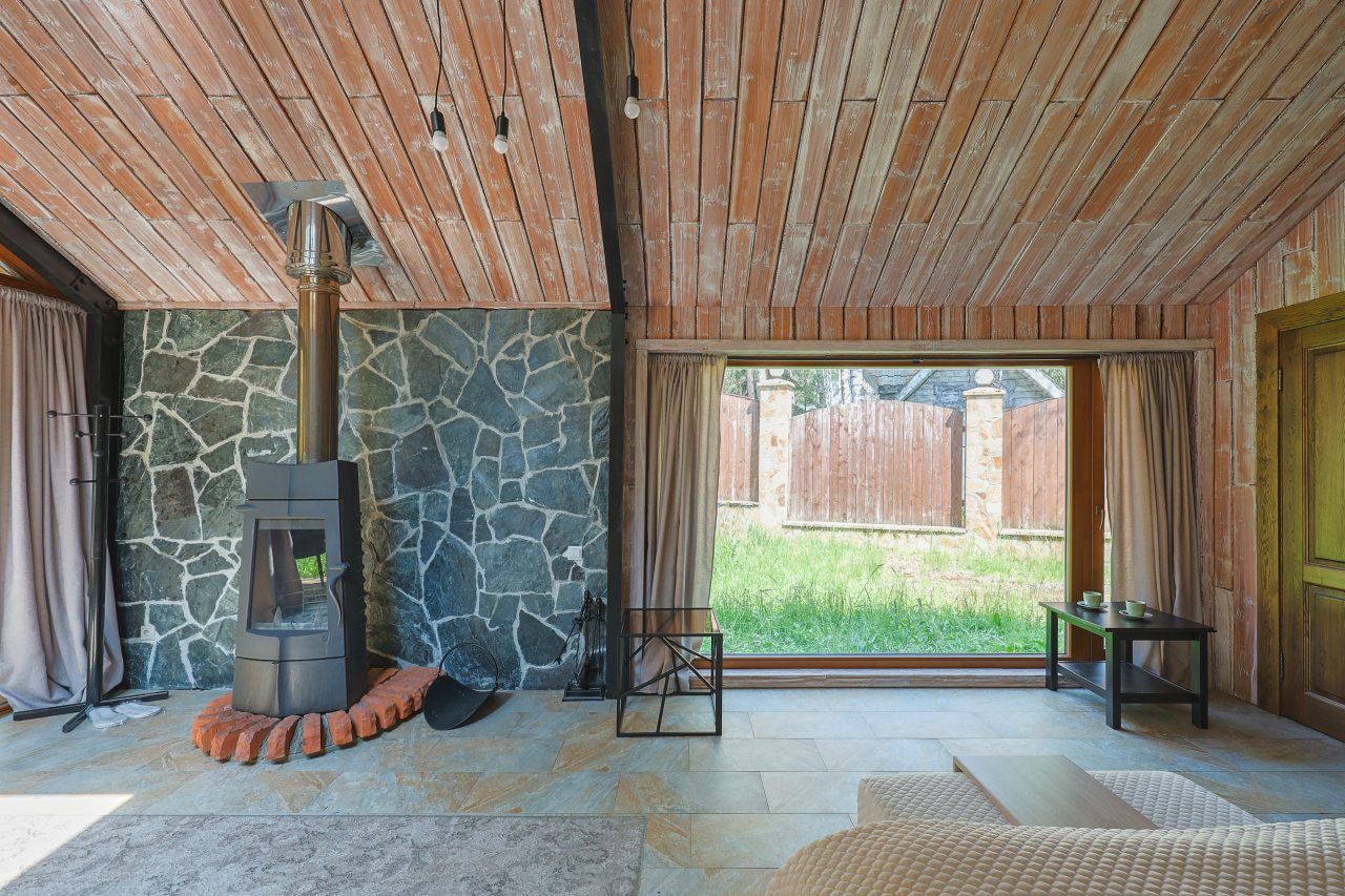 Коттедж (BarnHouse №19 (c камином без купели)), База отдыха Les Holidays