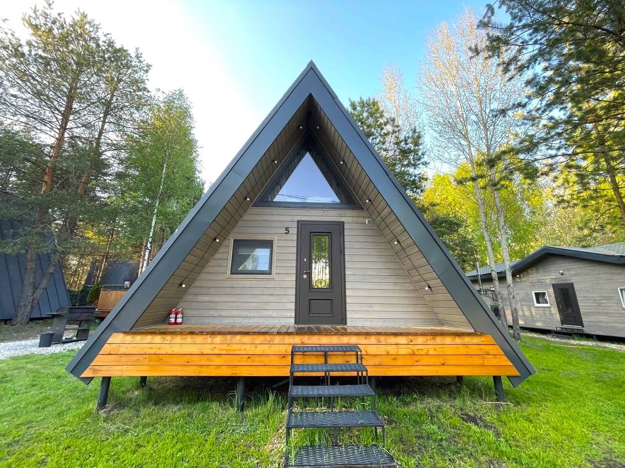 Дом (A-Frame №5 (с купелью)), База отдыха Les Holidays