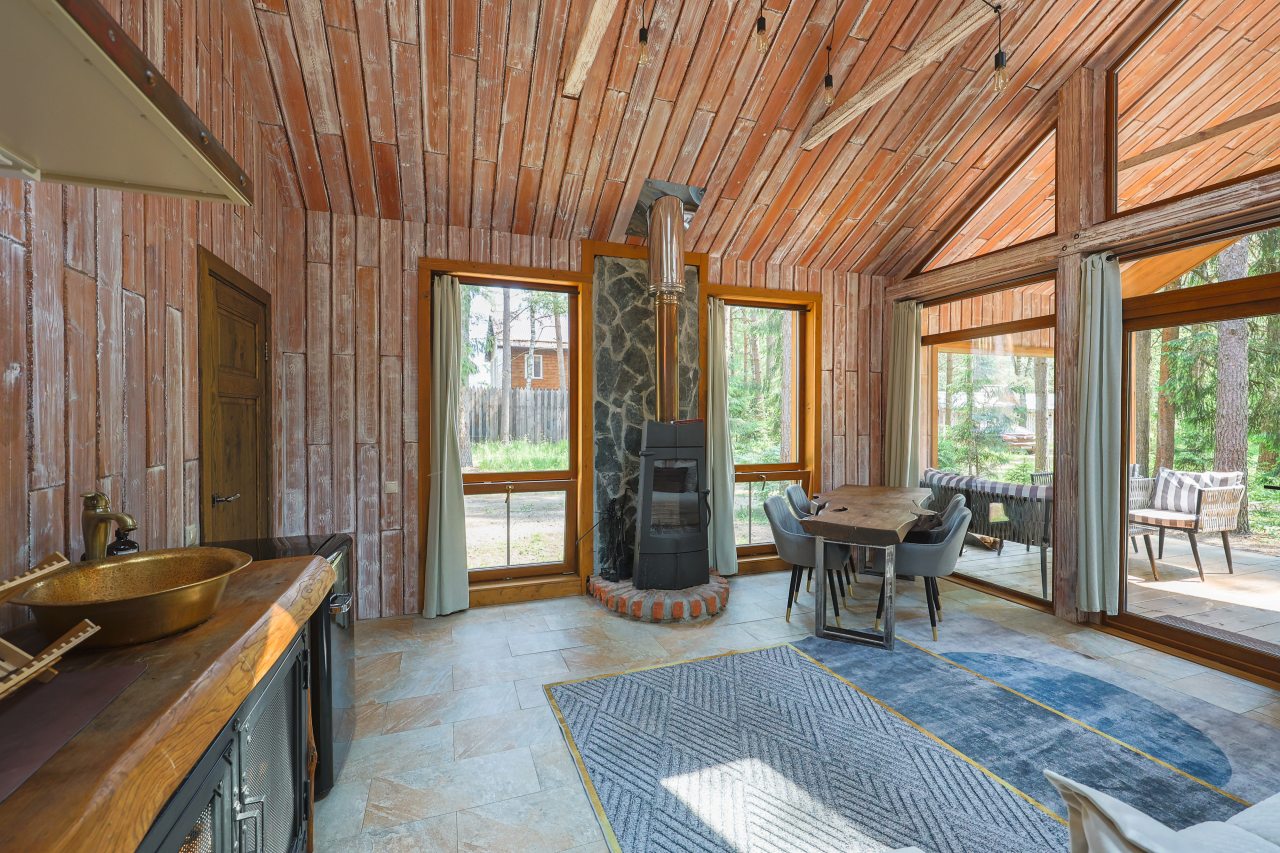 Коттедж (BarnHouse №20 (c камином без купели)), База отдыха Les Holidays