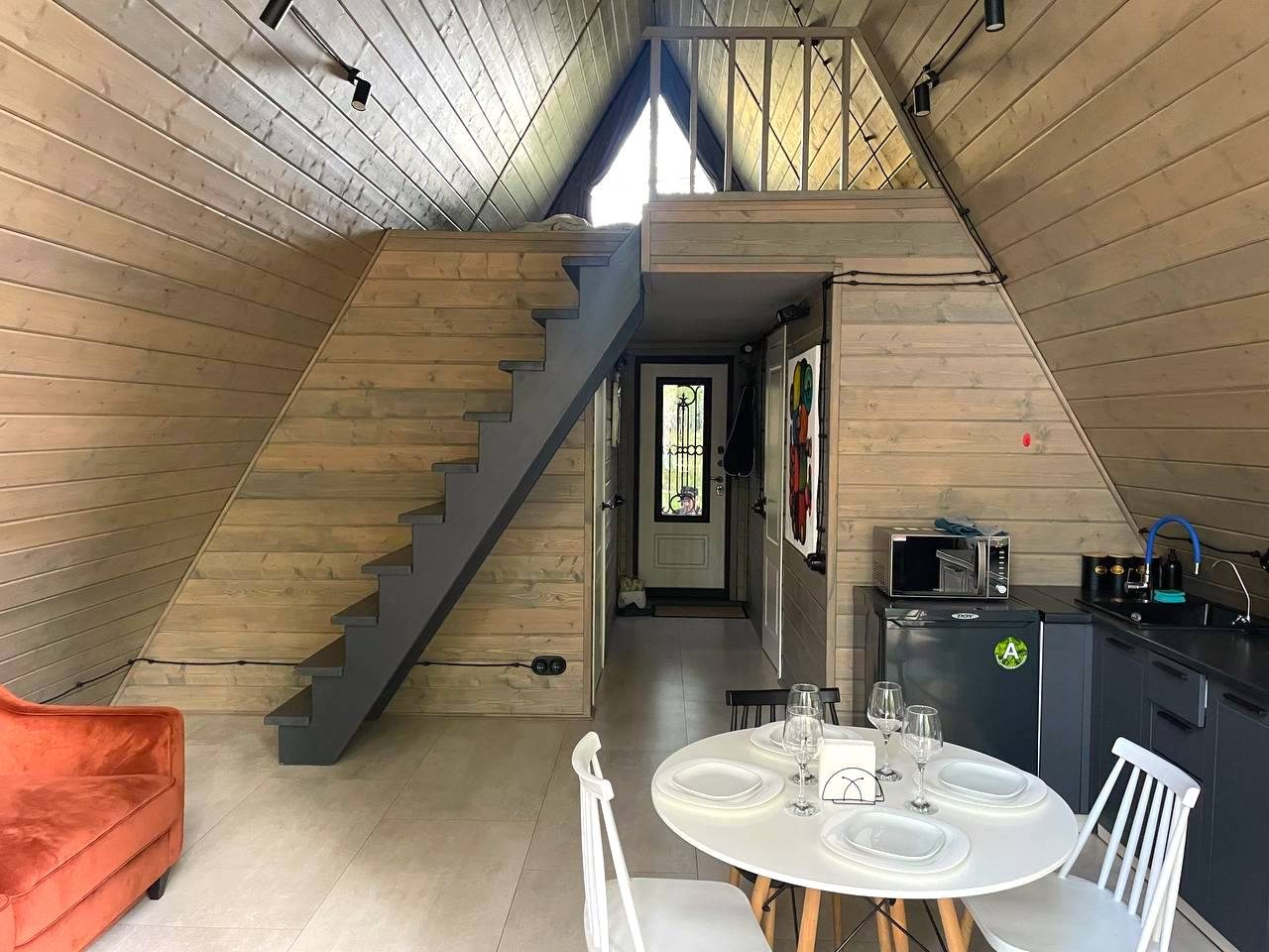 Дом (A-Frame №6 (с купелью)), База отдыха Les Holidays