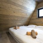 Дом (A-Frame №6 (с купелью)), База отдыха Les Holidays