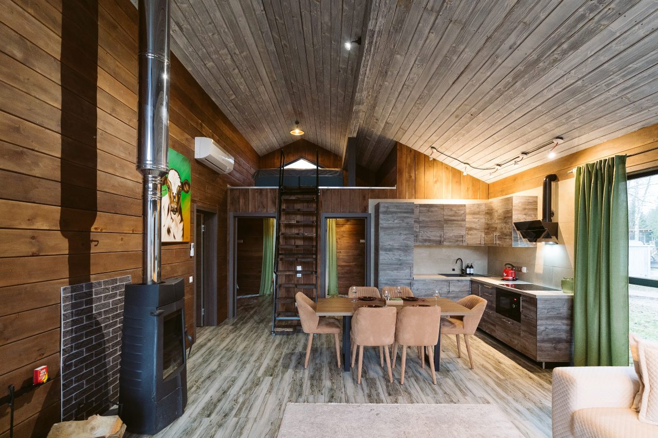 Коттедж (BarnHouse №22 с камином и кондиционером (без купели)), База отдыха Les Holidays