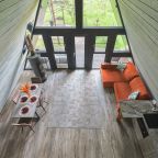 Дом (A-Frame № 15 (с камином без купели)), База отдыха Les Holidays