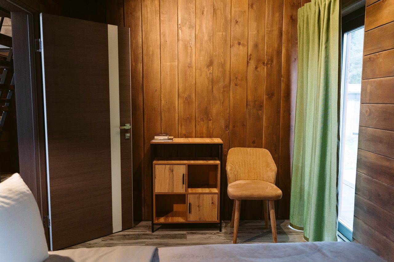 Коттедж (BarnHouse №22 с камином и кондиционером (без купели)), База отдыха Les Holidays