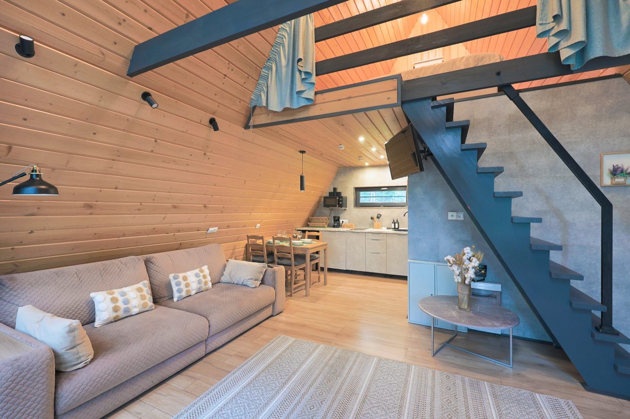 Дом (A-Frame №17 (без купели)), База отдыха Les Holidays