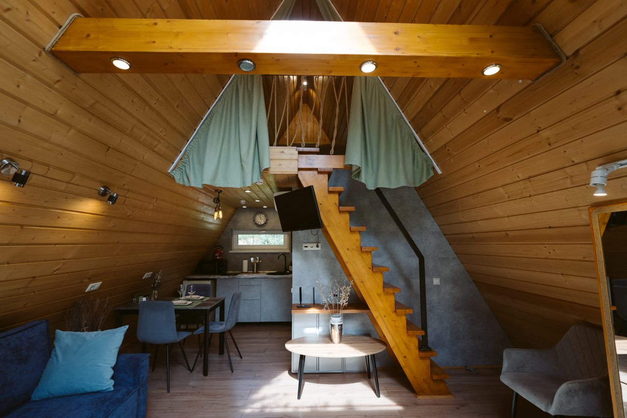 Мини-дом (A-Frame №14 (с террасой без купели)), База отдыха Les Holidays