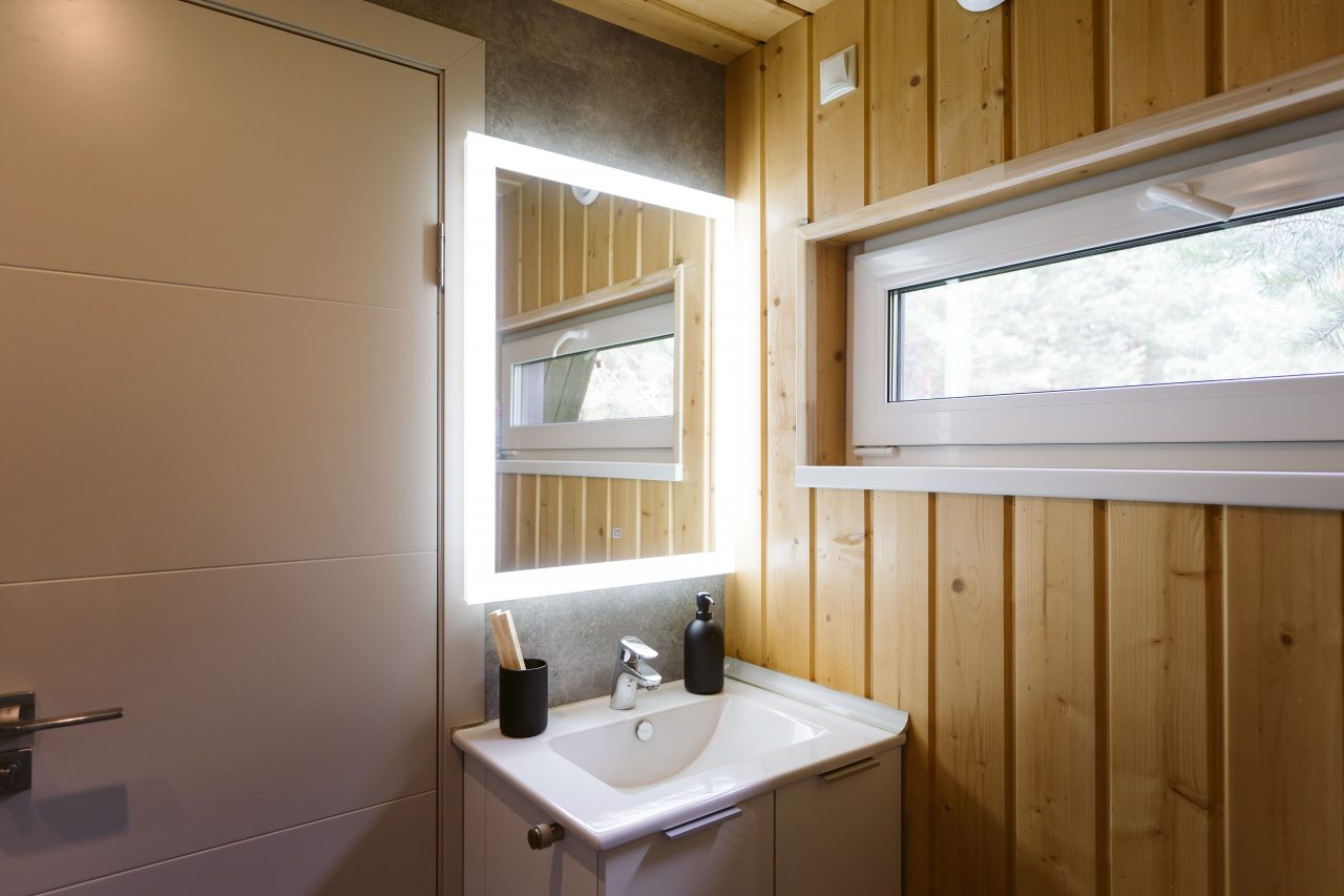 Мини-дом (A-Frame №14 (с террасой без купели)), База отдыха Les Holidays