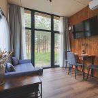 Мини-дом (Scandi №23 (с террасой и купелью)), База отдыха Les Holidays