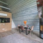 Дом (A-Frame № 15 (с камином без купели)), База отдыха Les Holidays