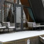 Дом (A-Frame №17 (без купели)), База отдыха Les Holidays