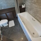 Дом (A-Frame №17 (без купели)), База отдыха Les Holidays