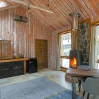 Коттедж (BarnHouse №20 (c камином без купели)), База отдыха Les Holidays