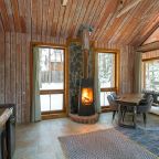 Коттедж (BarnHouse №20 (c камином без купели)), База отдыха Les Holidays