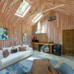 Коттедж (BarnHouse №20 (c камином без купели)), База отдыха Les Holidays