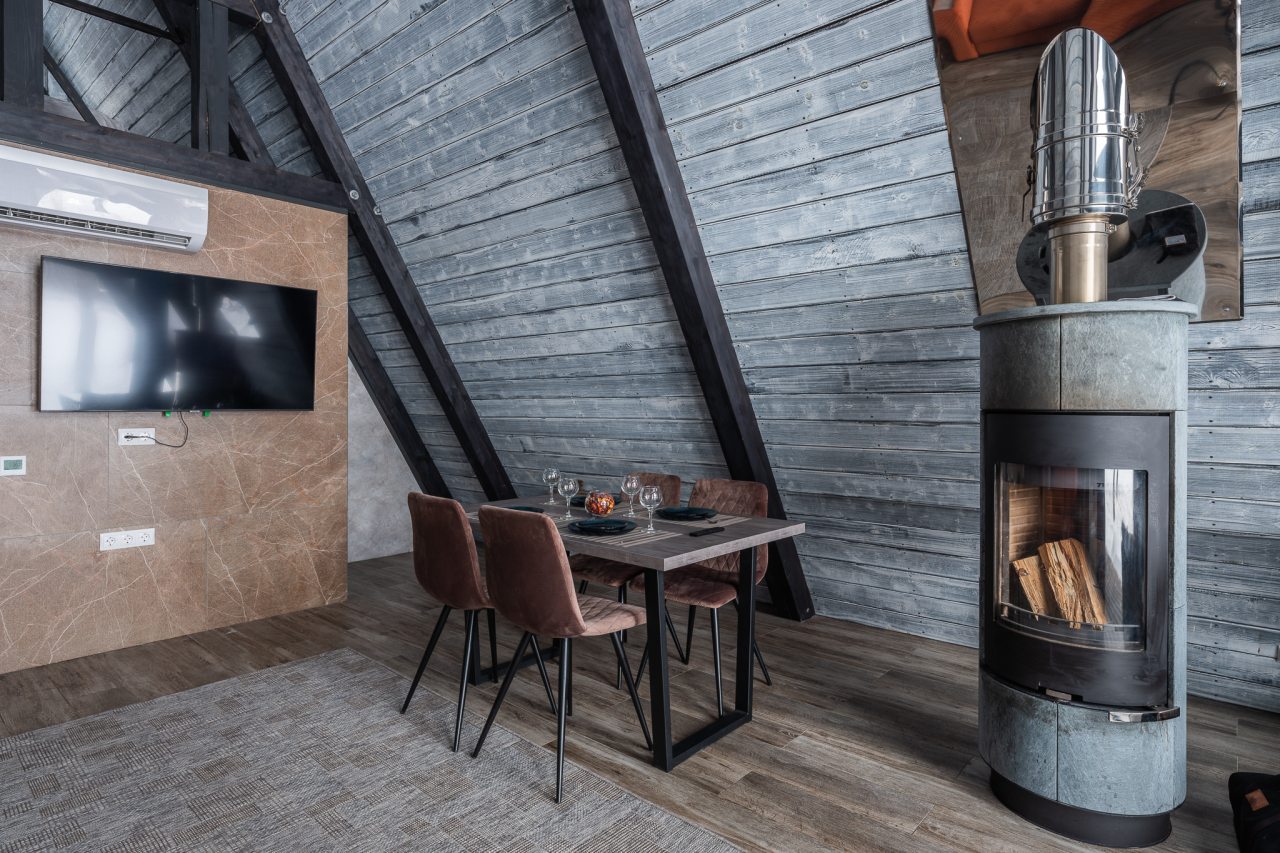 Дом (A-Frame №21 (с камином без купели)), База отдыха Les Holidays