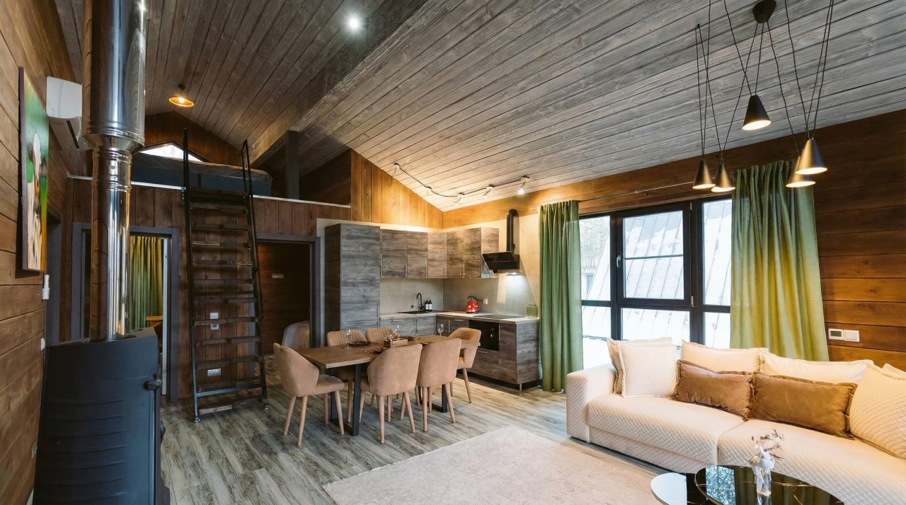 Коттедж (BarnHouse №22 с камином и кондиционером (без купели)), База отдыха Les Holidays