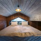 Коттедж (BarnHouse №22 с камином и кондиционером (без купели)), База отдыха Les Holidays