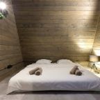Коттедж (A-Frame №8 (с купелью и баней)), База отдыха Les Holidays