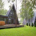 Коттедж (A-Frame №8 (с купелью и баней)), База отдыха Les Holidays