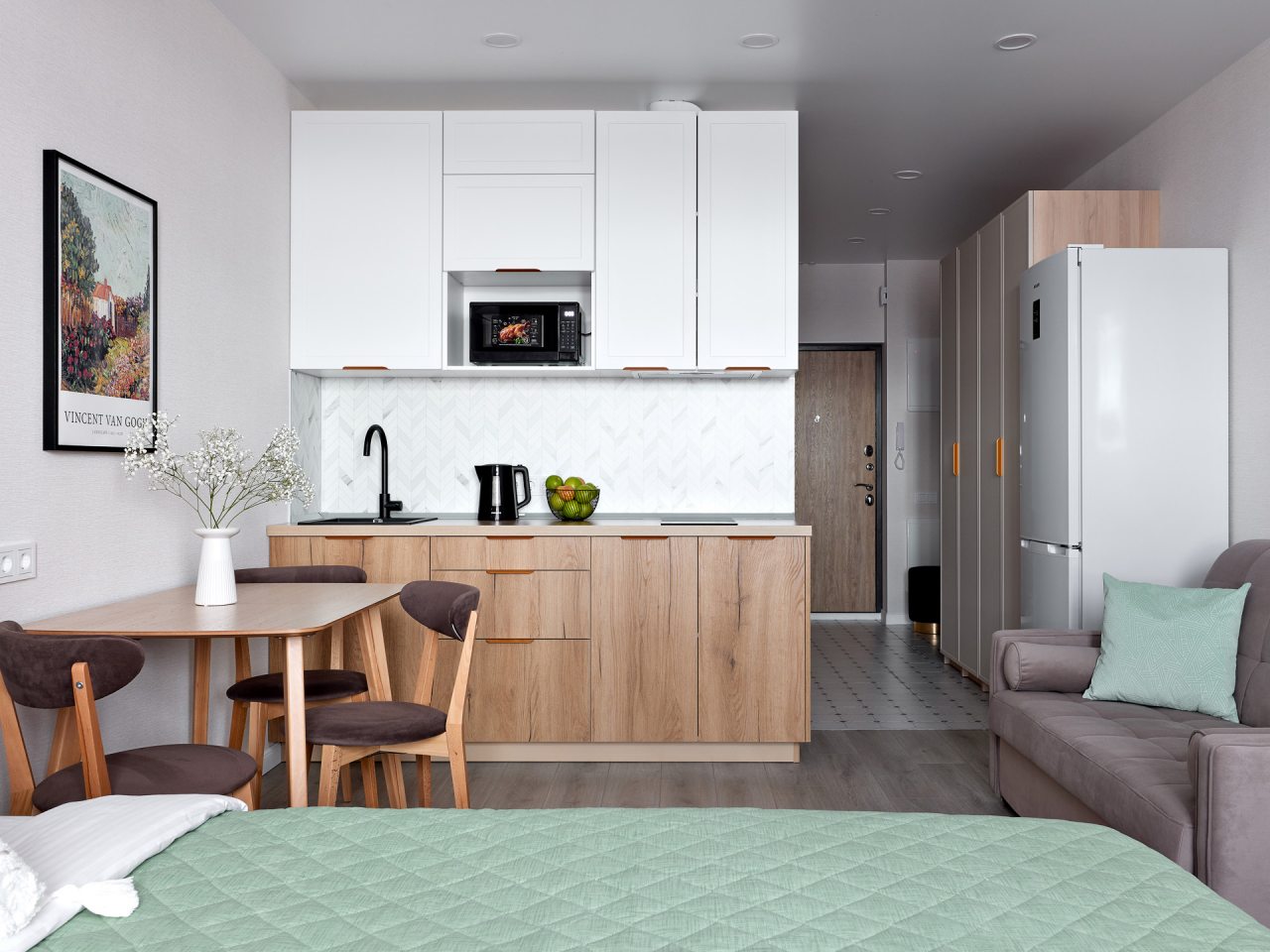 Квартира (RoomyRoom YOUR HOME), Апартаменты RoomyRoom Pionerskaya