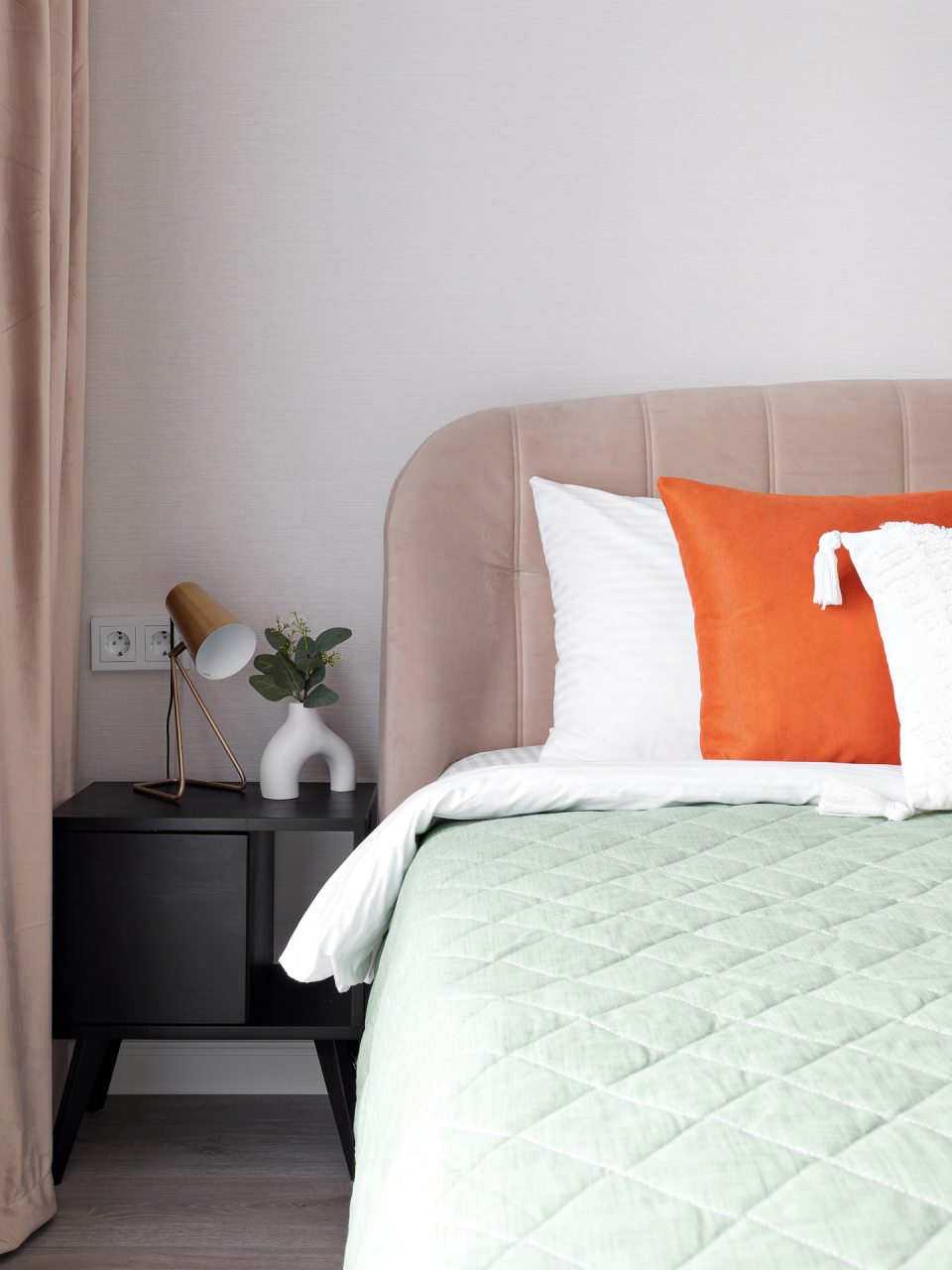 Квартира (RoomyRoom YOUR HOME), Апартаменты RoomyRoom Pionerskaya