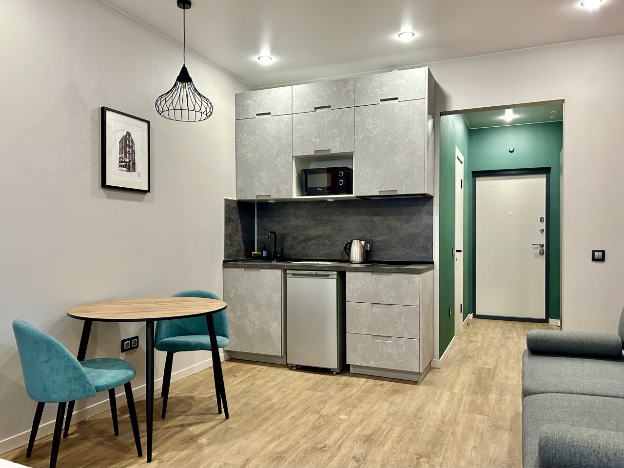 Квартира (RoomyRoom на Богатырском), Апартаменты RoomyRoom у м. Пионерская