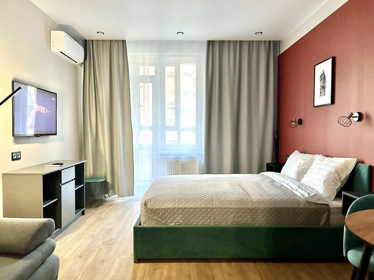 Квартира (RoomyRoom на Богатырском), Апартаменты RoomyRoom у м. Пионерская