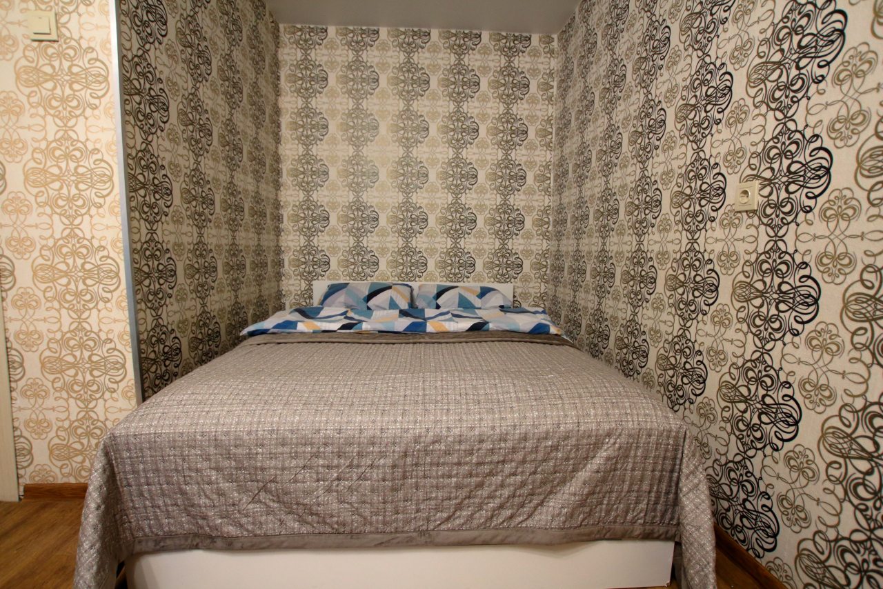 Квартира (Метро 