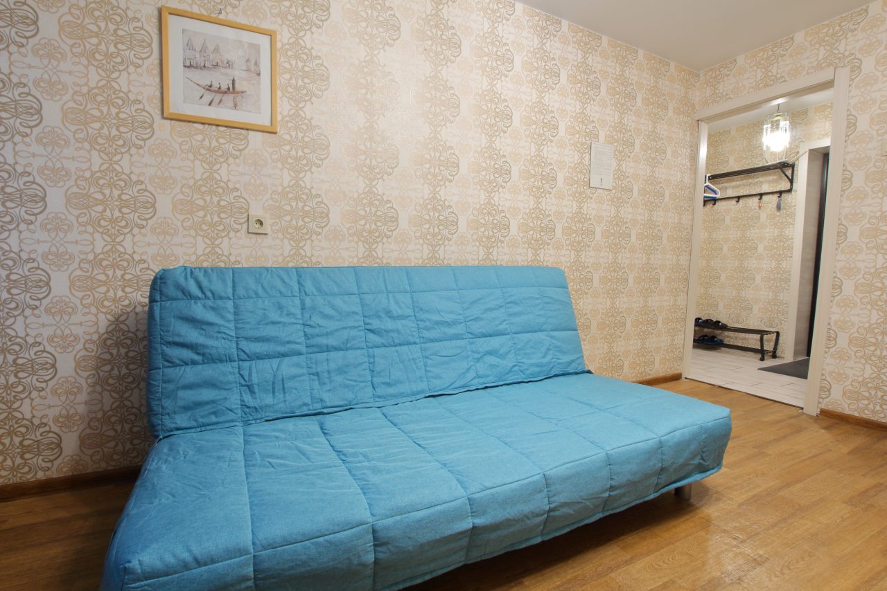 Квартира (Метро 