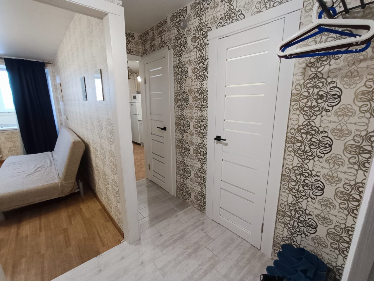 Квартира (Метро 