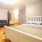 Квартира (На Казань Молл), Апартаменты TimHouse на Павлюхина, 89