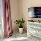 Апартаменты (Панорамная студия с умным домом и кофемашиной - от 1 суток), Апартаменты Apart Fresh Брусника