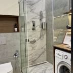 Апартаменты (Панорамная студия с умным домом и кофемашиной - от 1 суток), Апартаменты Apart Fresh Брусника