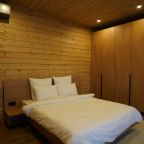 Восьмиместный домик с 4 спальнями