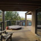 Четырехместный домик с 4 спальнями