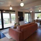 Четырехместный домик с 4 спальнями