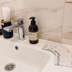 Дом (House), База отдыха Хижина лесника