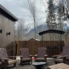 Дом (House), База отдыха Хижина лесника