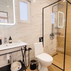 Дом (House), База отдыха Хижина лесника