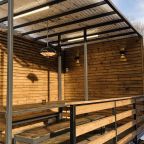 Дом (Barnhouse), База отдыха Хижина лесника