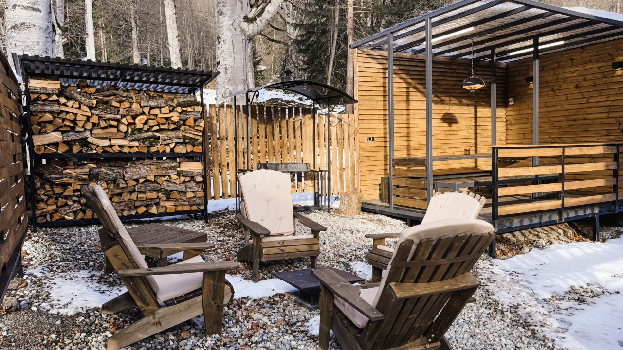 Дом (Barnhouse), База отдыха Хижина лесника