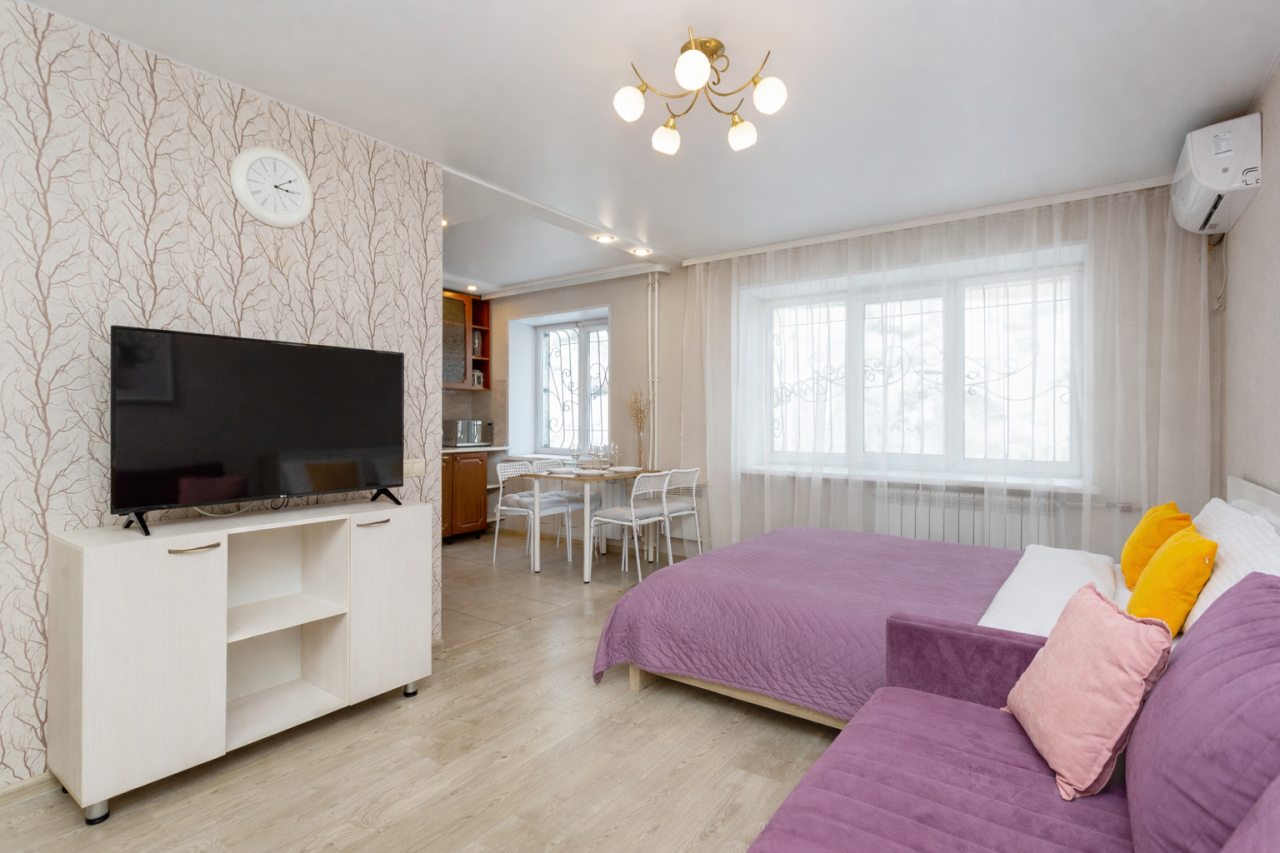 Апартаменты (На первом этаже), Апартаменты TopHouse на Пологой