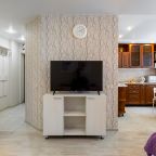 Апартаменты (На первом этаже), Апартаменты TopHouse на Пологой