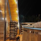 Дом (A-Frame Dark 4), Глэмпинг Apparadise Glamping&Spa