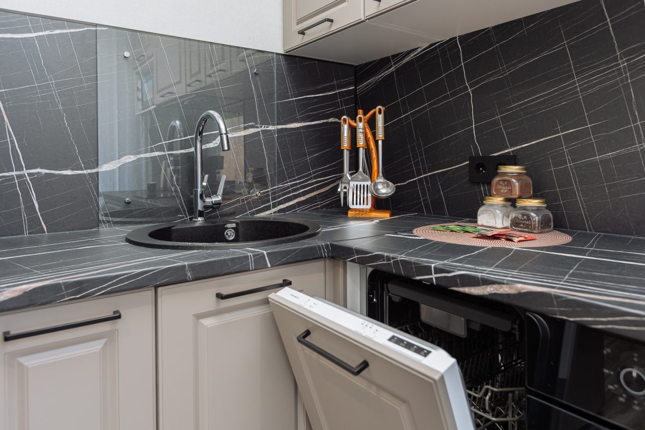 Трехместный (Powdery madness off the island of Kant), Malkova Apartments на Октябрьской