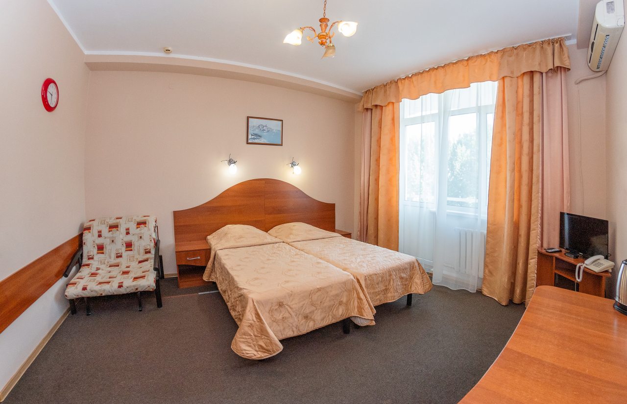 Двухместный (Стандарт с балконом), Отель Южный бриз