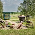 Коттедж (ДОМ С БАННЫМ ЧАНОМ И 3 мя СПАЛЬНЯМИ 475), Гостевой дом ЕН Грин лаундж