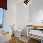 Дом (Двухкомнатный дуплекс на 4 семьи), Гостевой дом ЕН Грин лаундж