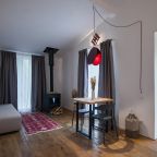 Дом (Двухкомнатный дуплекс на 4 семьи), Гостевой дом ЕН Грин лаундж