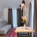 Дом (Двухкомнатный дуплекс на 4 семьи), Гостевой дом ЕН Грин лаундж